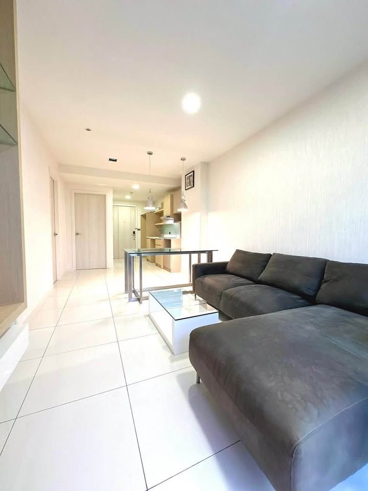 uploads/304ba21c-6952-4b83-8c84-72df86056d1b/87b85207-29f8-4dc6-b07e-bb75affe5d61