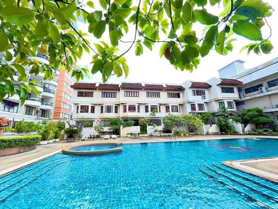 Hillside 4 Condotel - Image 19