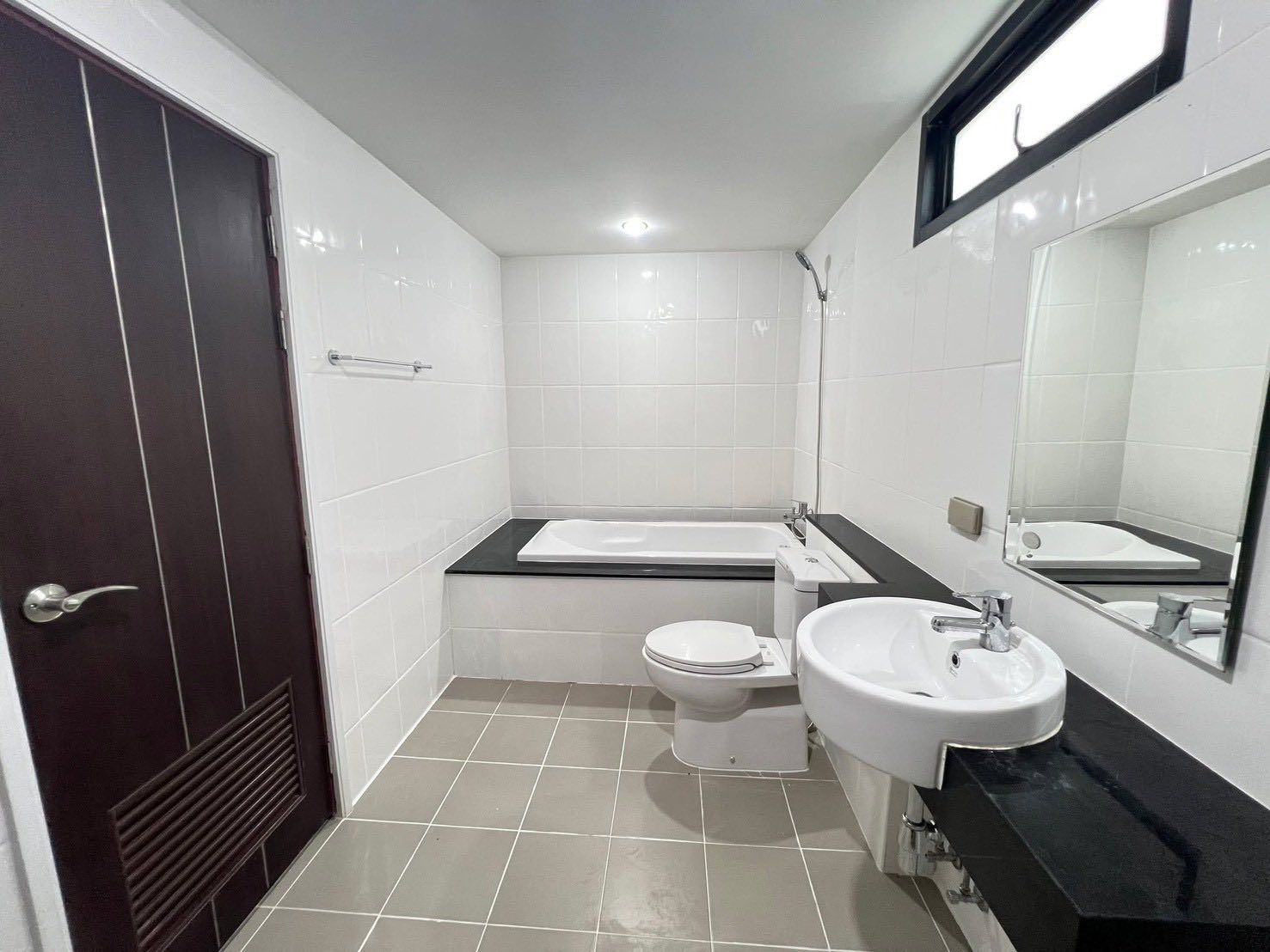 uploads/304ba21c-6952-4b83-8c84-72df86056d1b/8cb78f20-914b-4032-8979-2f530d8cac01