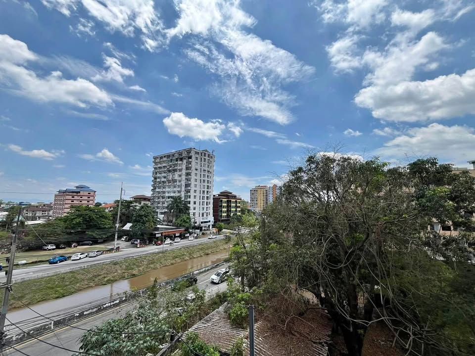 Nakornping Condominium - Image 11