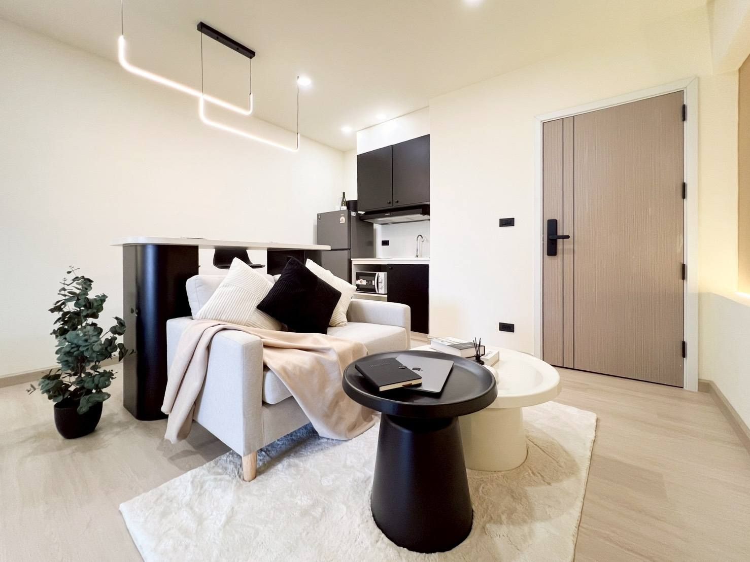 uploads/304ba21c-6952-4b83-8c84-72df86056d1b/b4d6a247-ffdc-4237-8636-41460ffb4936