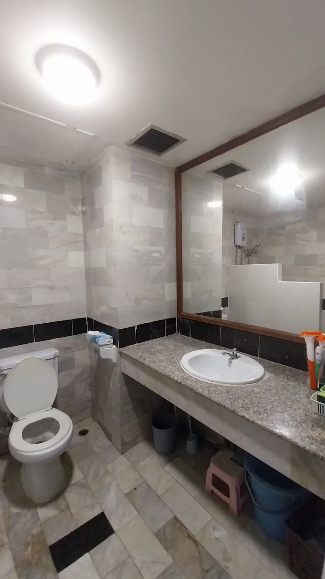 uploads/304ba21c-6952-4b83-8c84-72df86056d1b/c1e7e30e-6ae2-4388-8e06-7423a4630c63