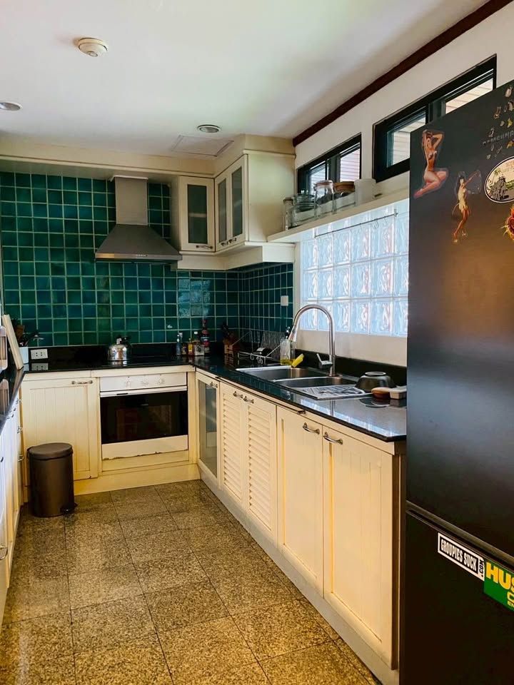 uploads/304ba21c-6952-4b83-8c84-72df86056d1b/c7fb0987-f9c0-4e44-95e1-33f255c296af