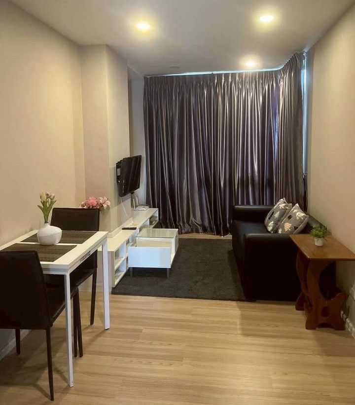 Palm Springs Nimman Royal - Image 1