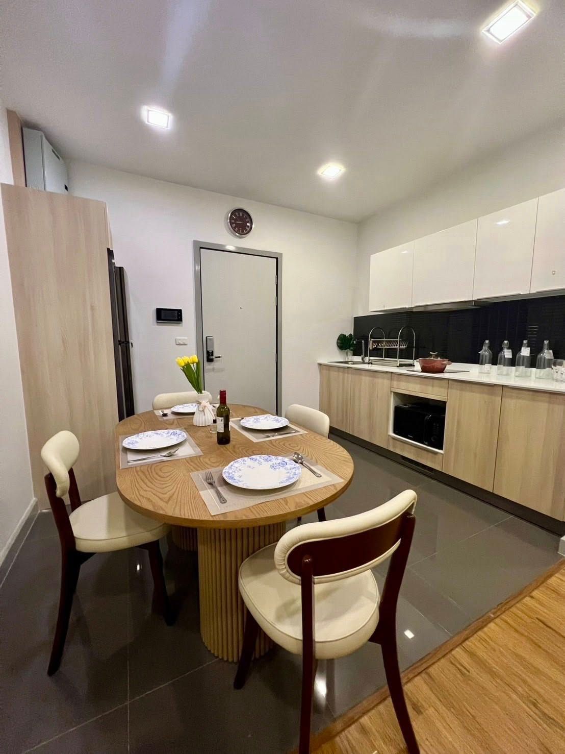 สไตล์ลิสท์ คอนโด - Image 4