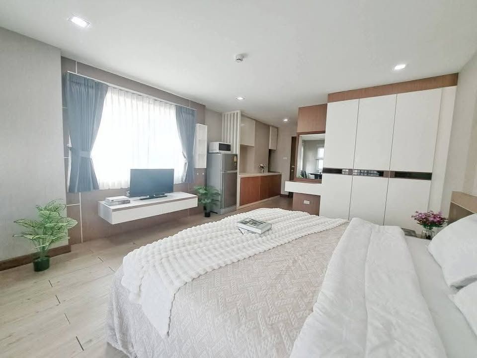 Ping Condominium the Centerpiece - Image 4