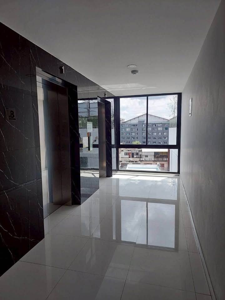 Palm Springs Nimman Royal - Image 10