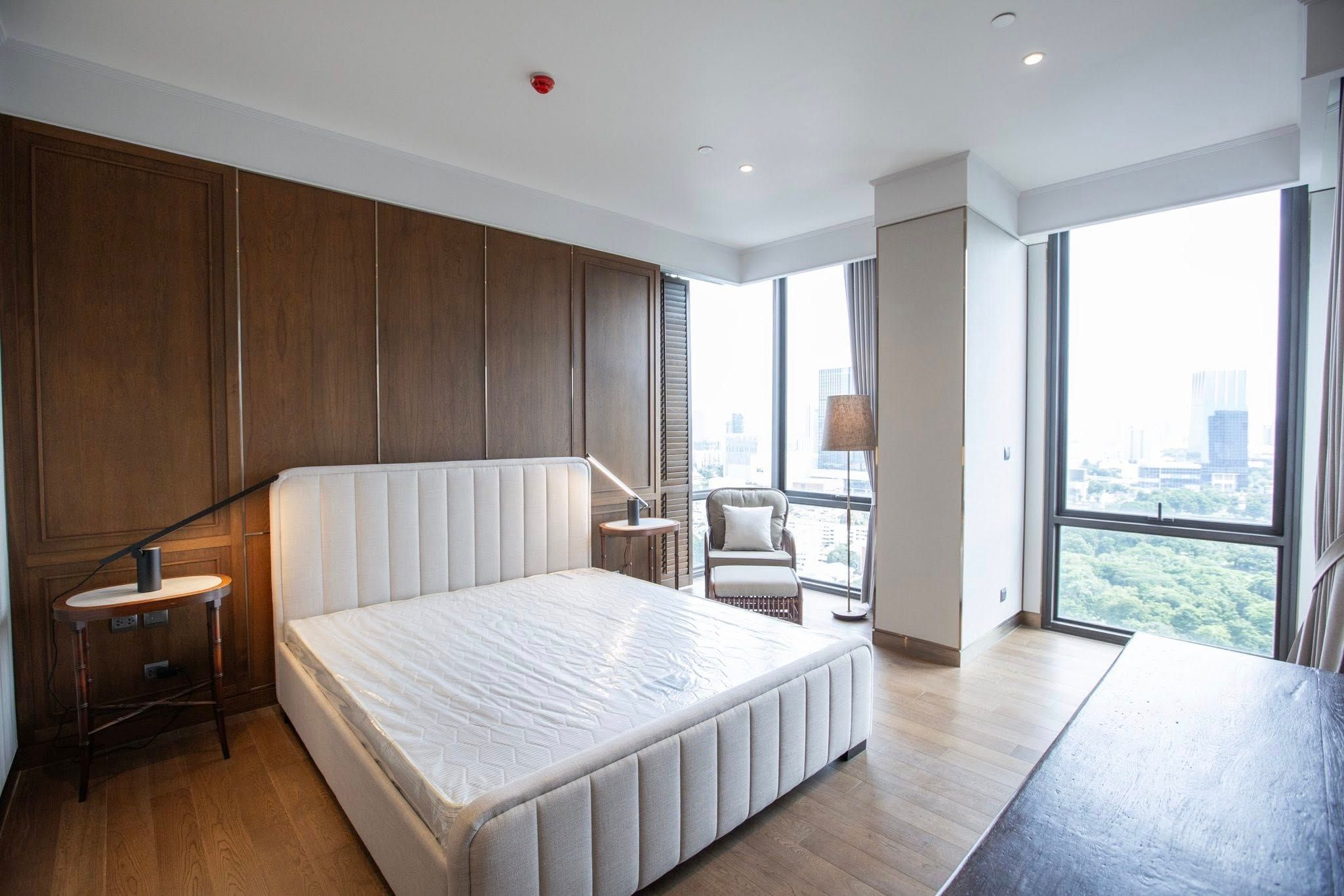 MUNIQ Langsuan - Image 13