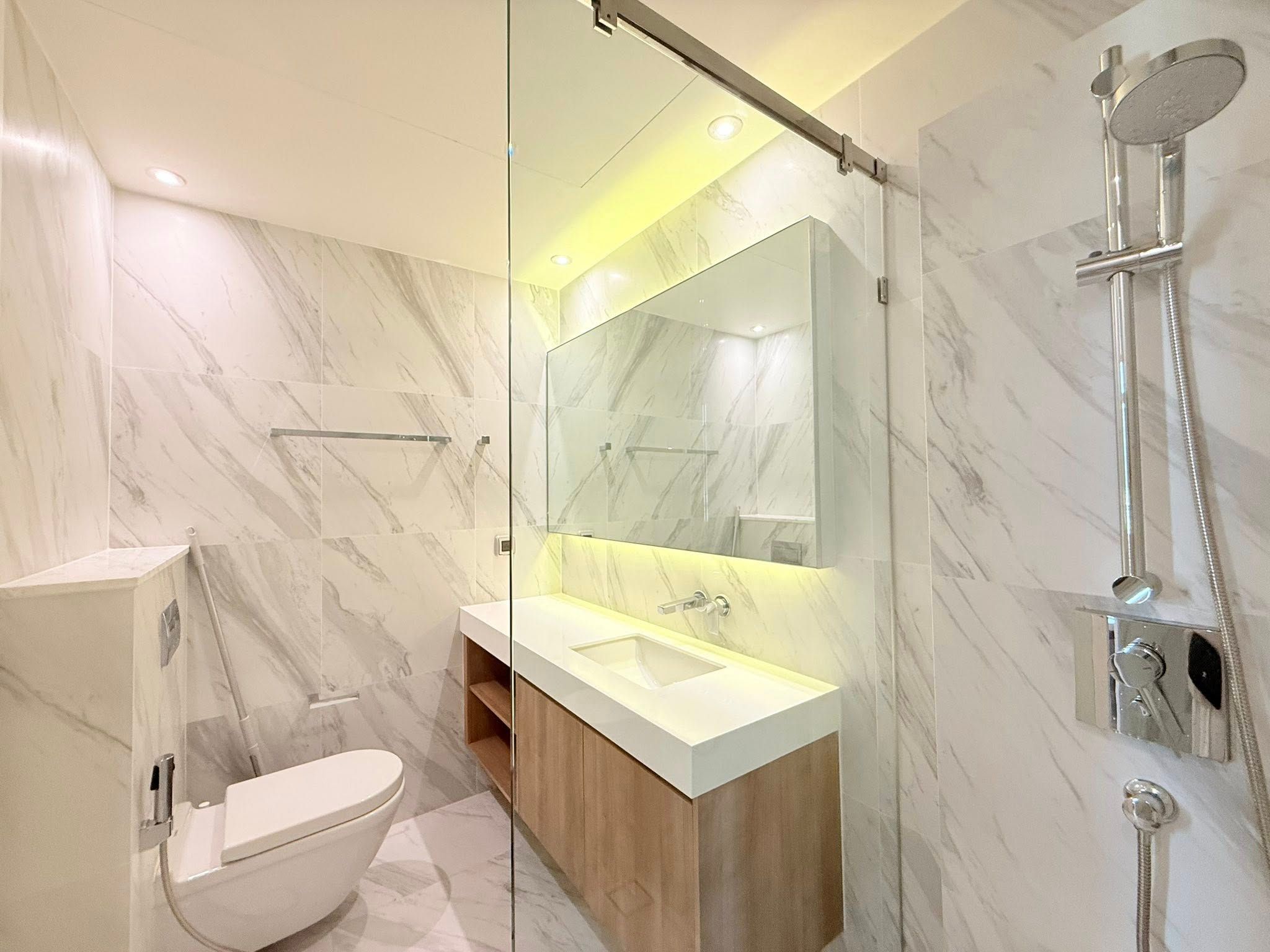 2 卧室 公寓 出租 在  - Image 8