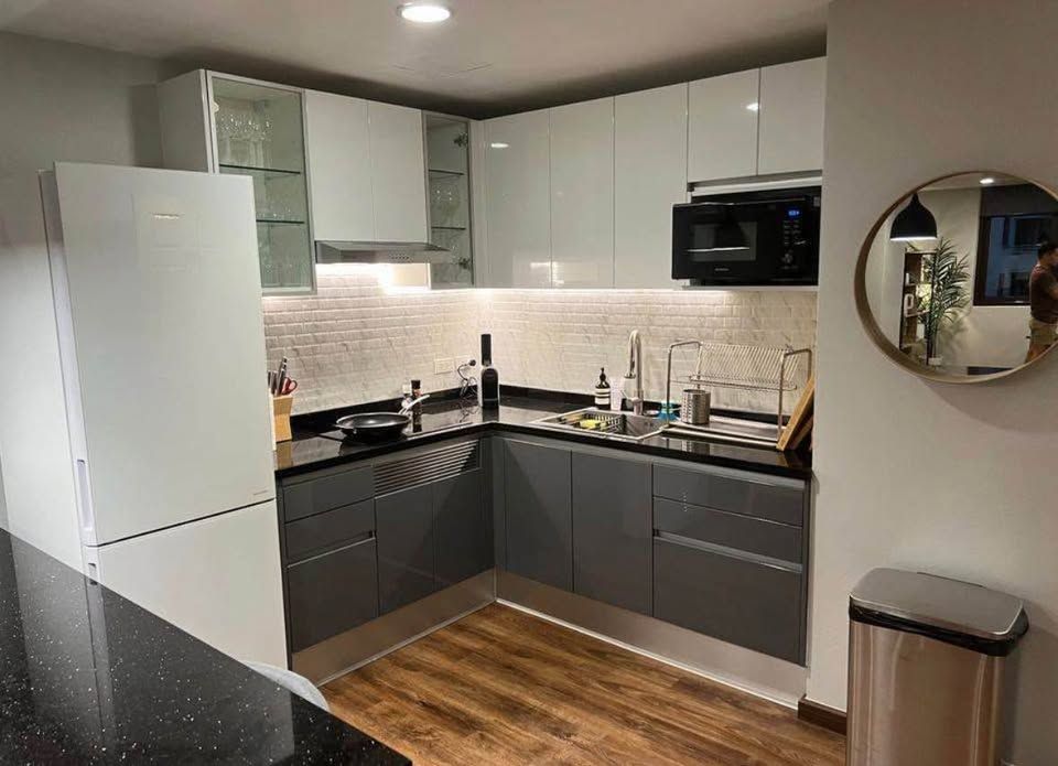 2 卧室 公寓 出租 在  - Image 5