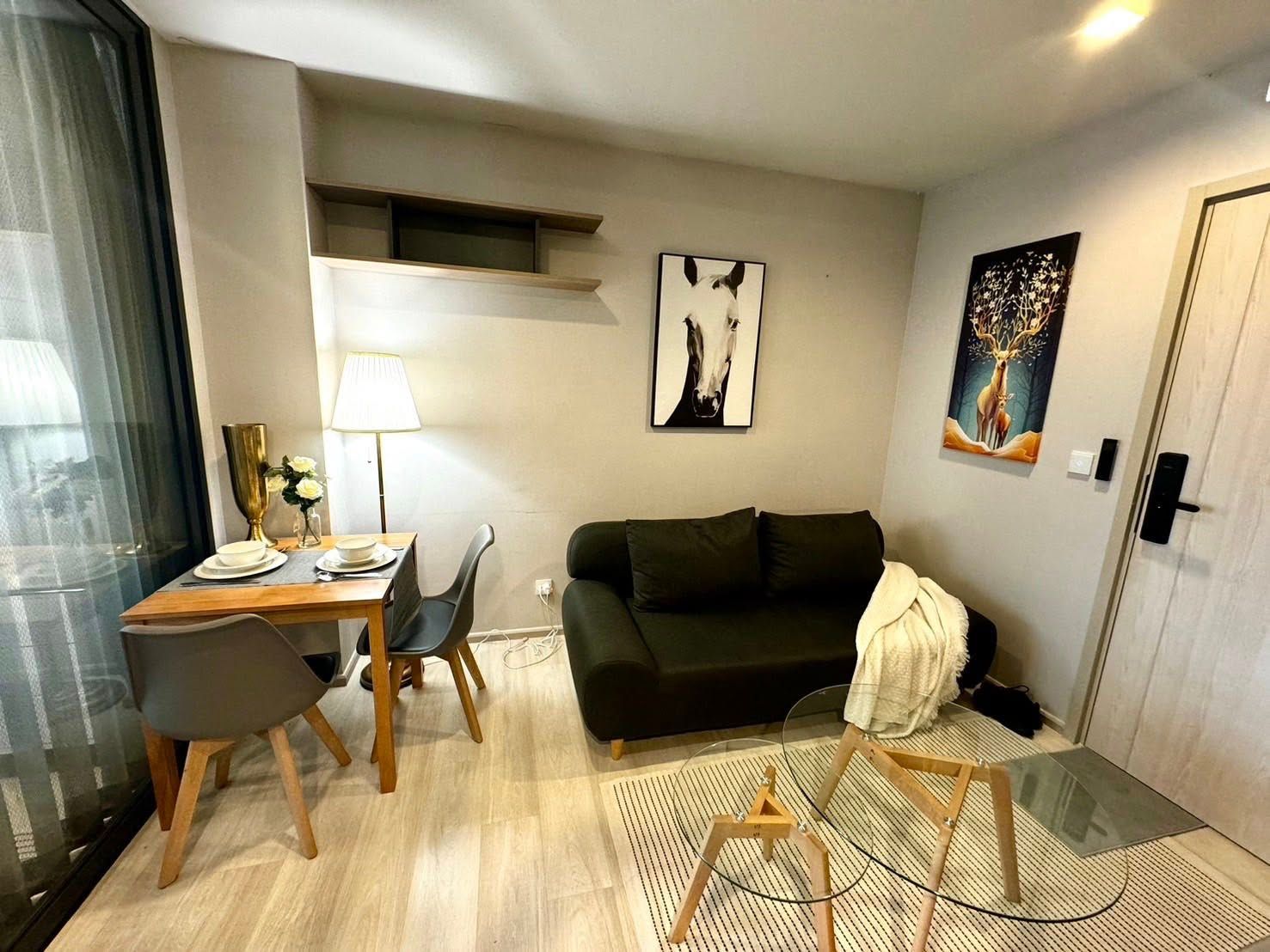 Life One Wireless - Image 1