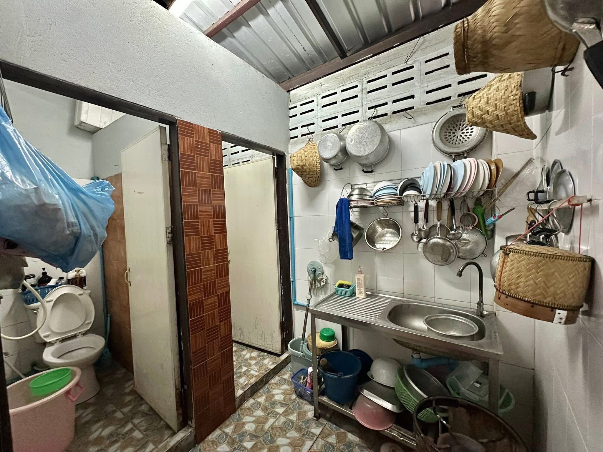 4 卧室 联排别墅 出租 在  - Image 9