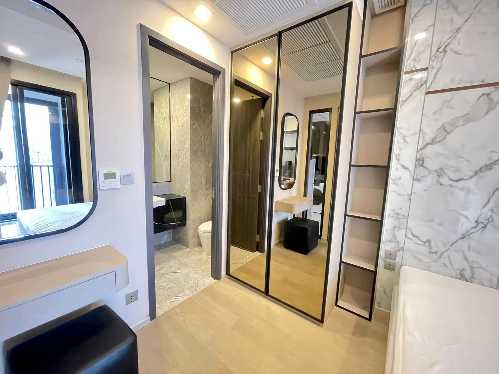 Ashton Asoke - Image 4