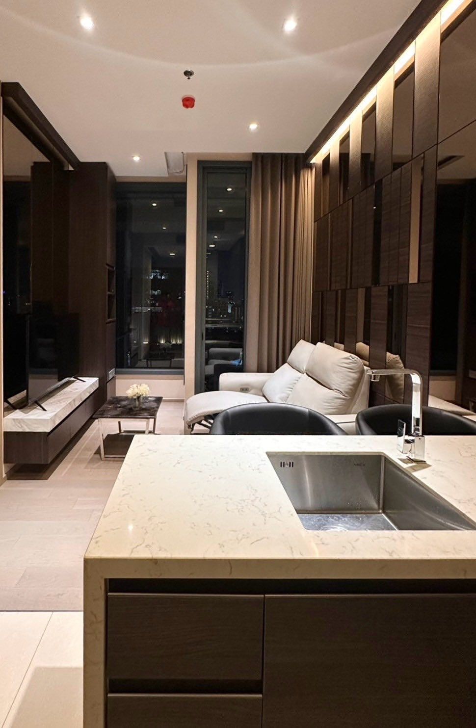 The ESSE Asoke - Image 5