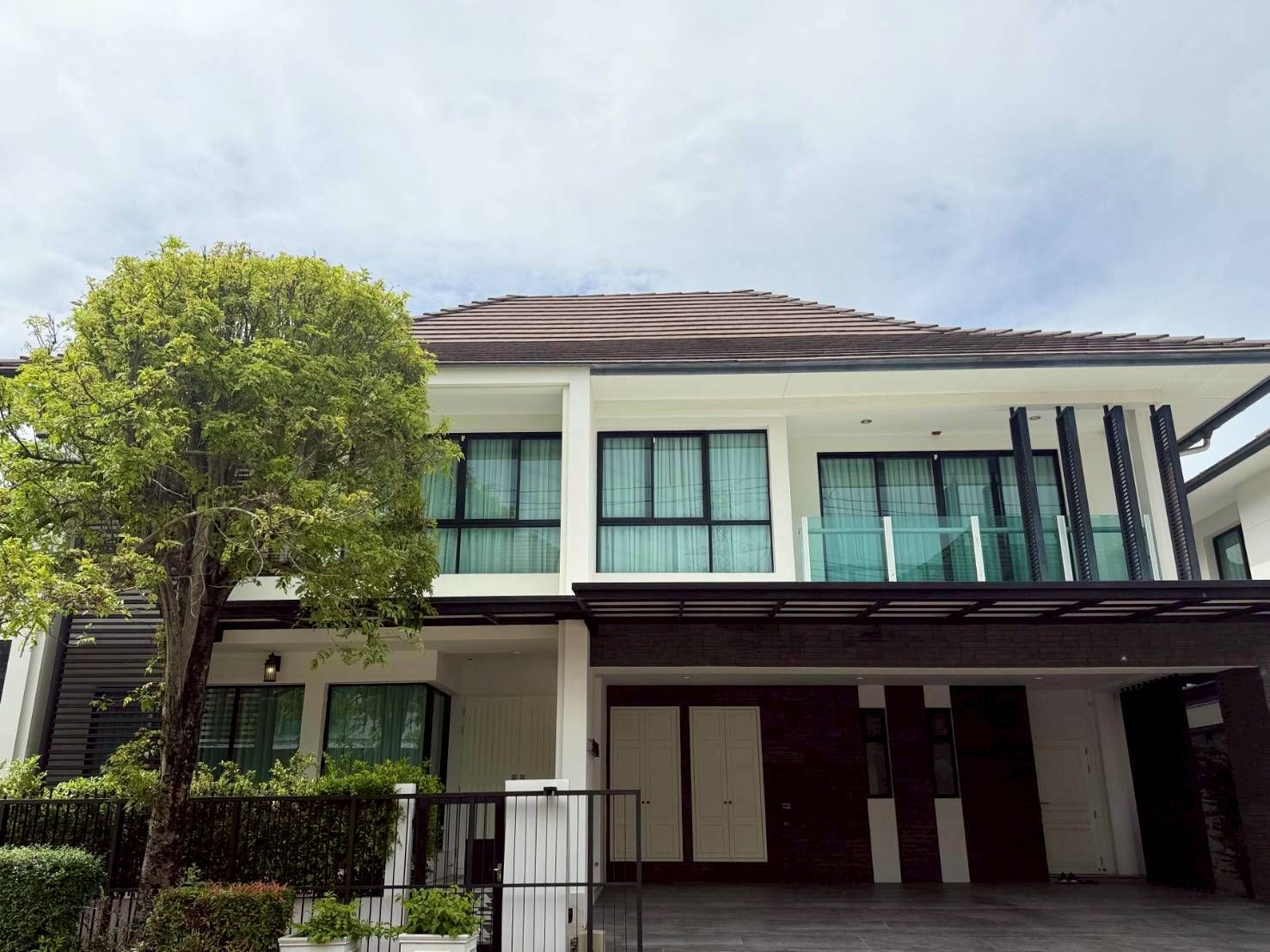 Blue Lagoon 2 - Image 1