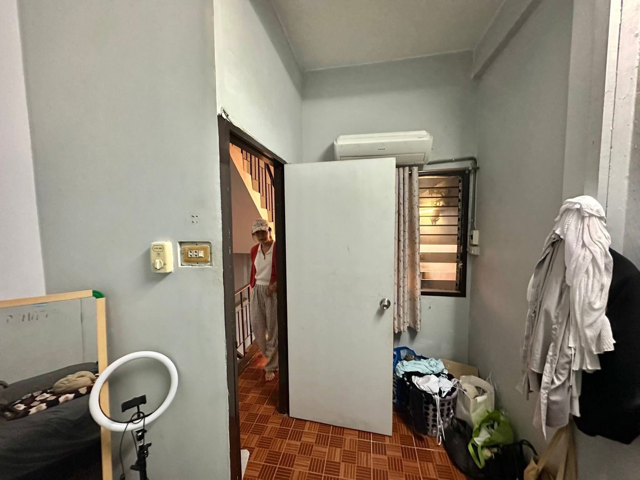 4 卧室 联排别墅 出租 在  - Image 24