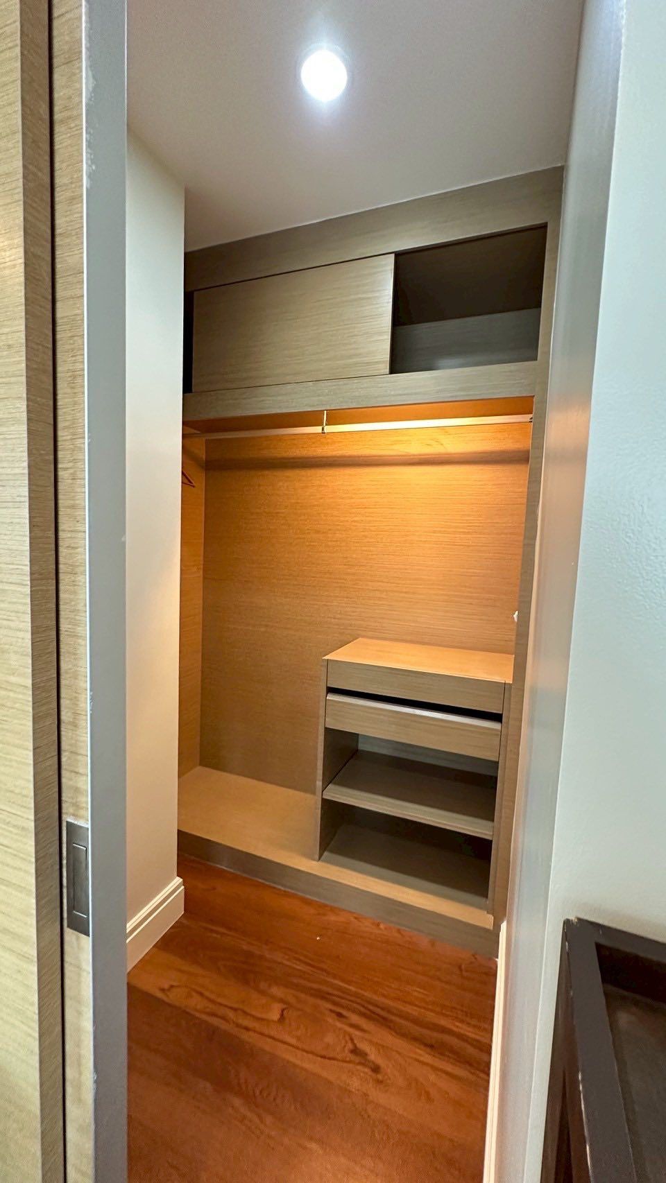 2 卧室 公寓 出租 在  - Image 14