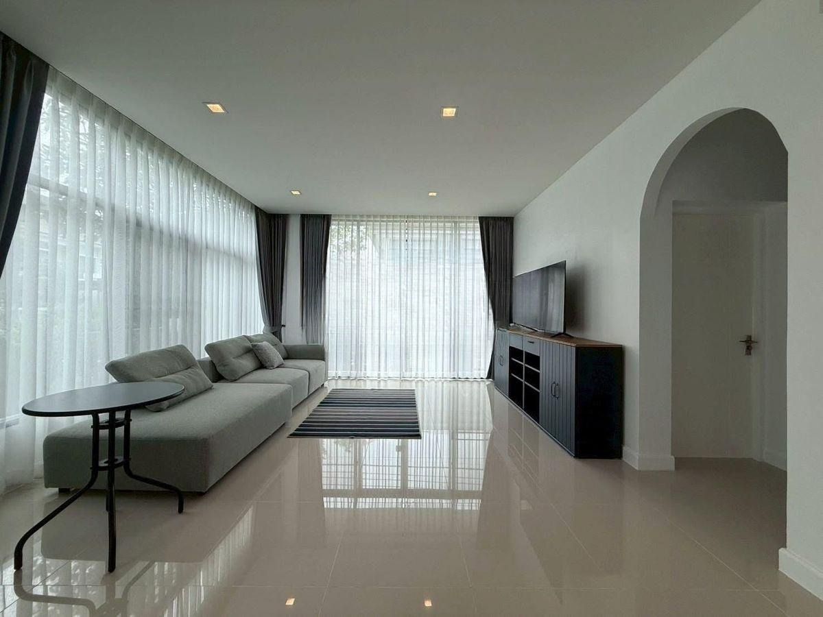 Setthasiri Srinakarin-Rama 9 - Image 2