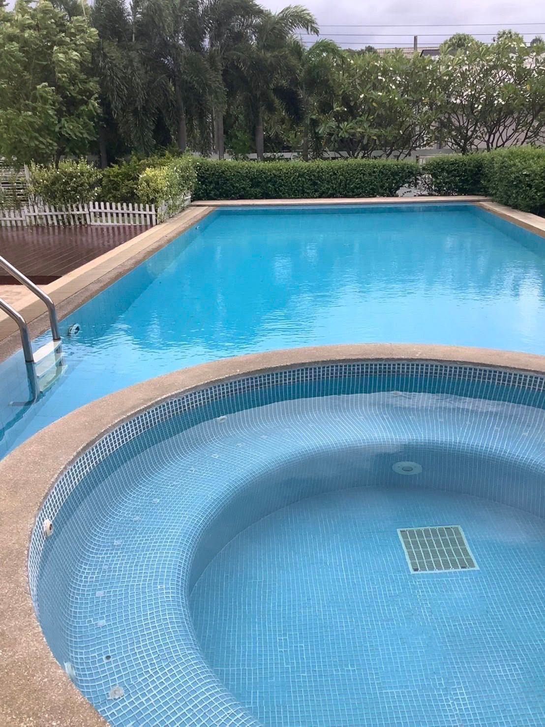 7 卧室 独立房屋 出租 在  - Image 37