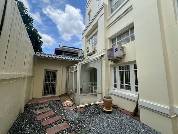 uploads/3efcf3ff-14c0-49cd-a97d-c18a86e0c28f/0d68e015-83c1-44d3-923f-8be7c00ed24a