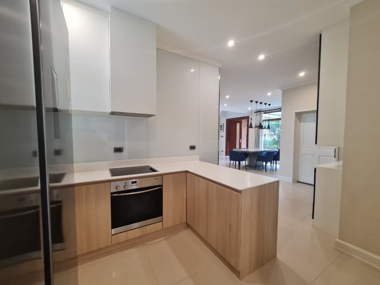 Narasiri Phatthanakan-Srinakarin - Image 6