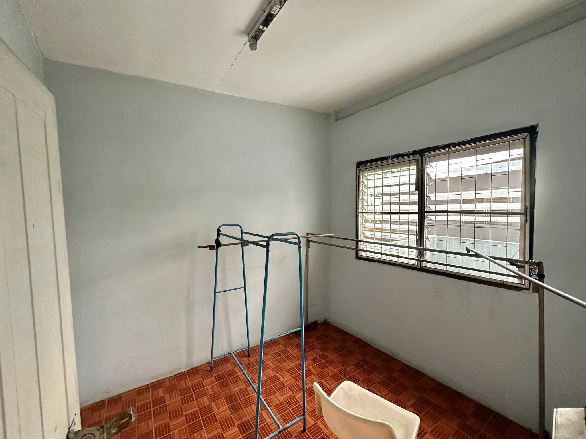 4 卧室 联排别墅 出租 在  - Image 3