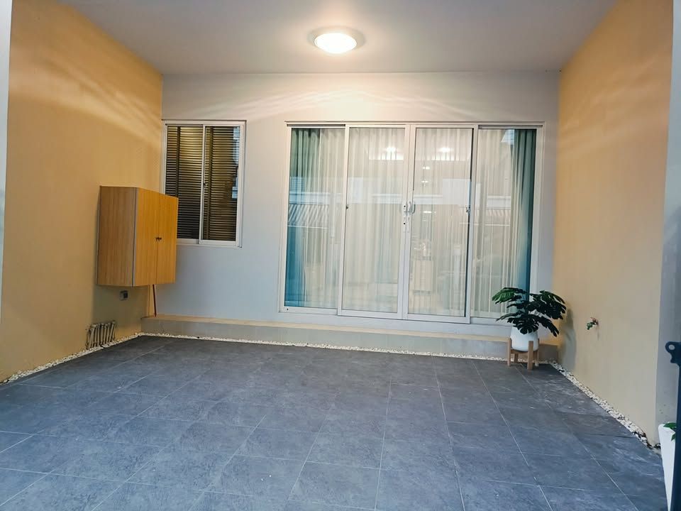 Baan Klang Muang S-Sense Onnuch-Wongwan - Image 9