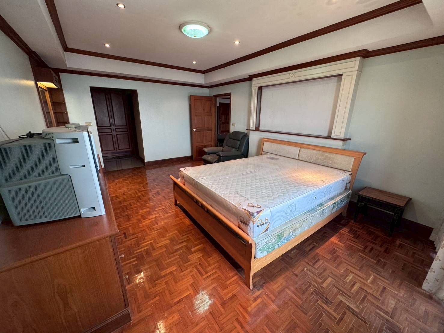 รอยัล ไนน์ เรสซิเดนท์ - Image 2