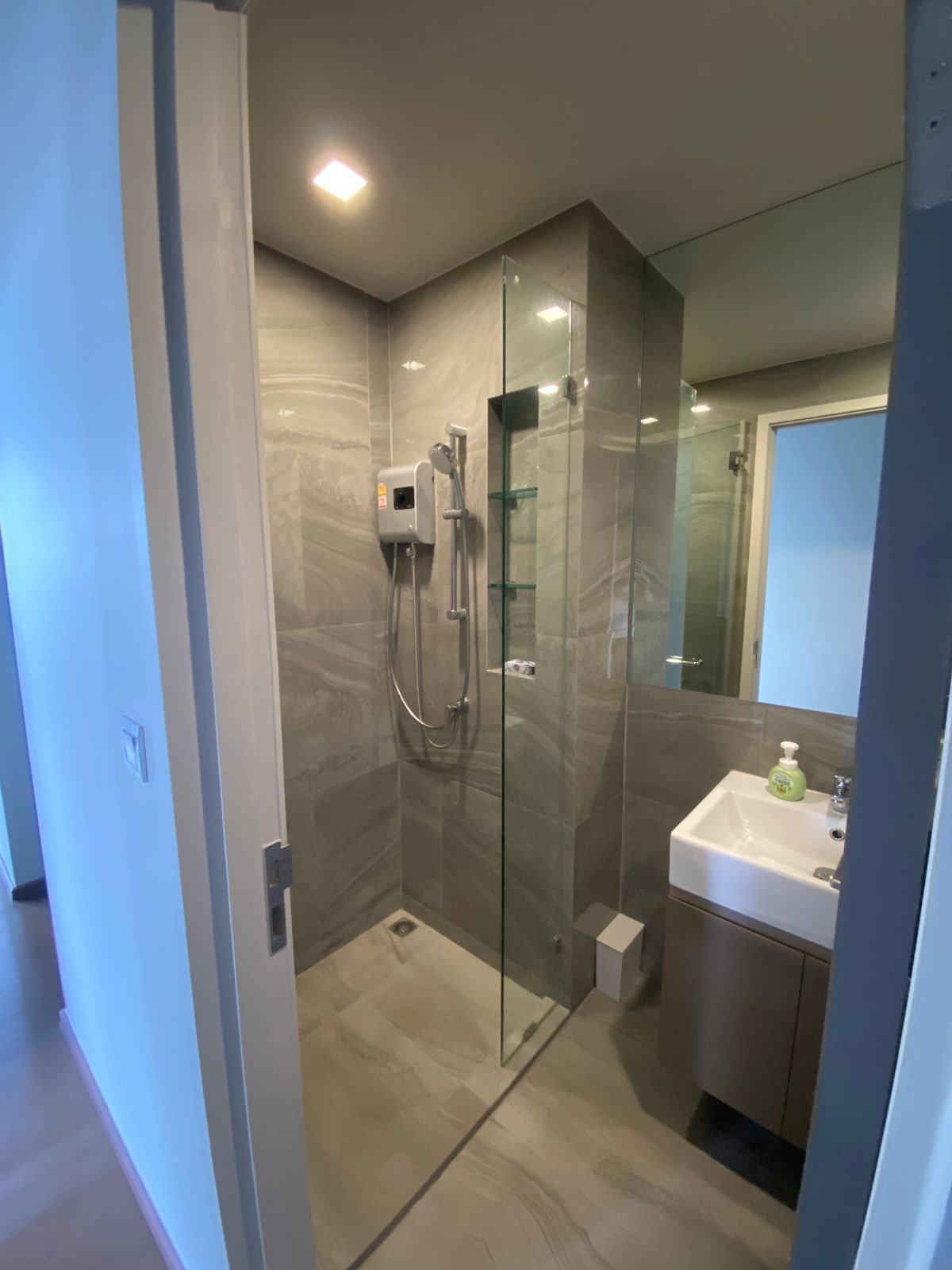 uploads/3efcf3ff-14c0-49cd-a97d-c18a86e0c28f/130d94b9-c054-422b-95fb-566f73b6a9fa