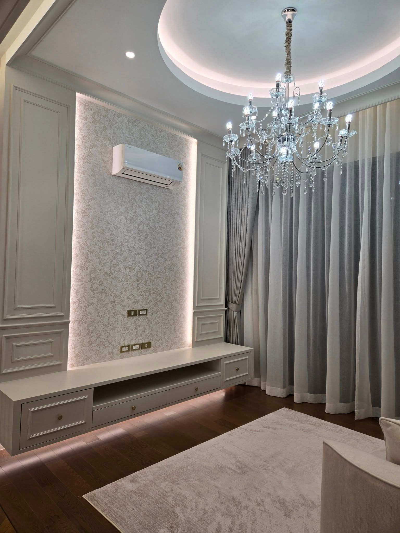 Narasiri Krungthepkreetha - Image 10