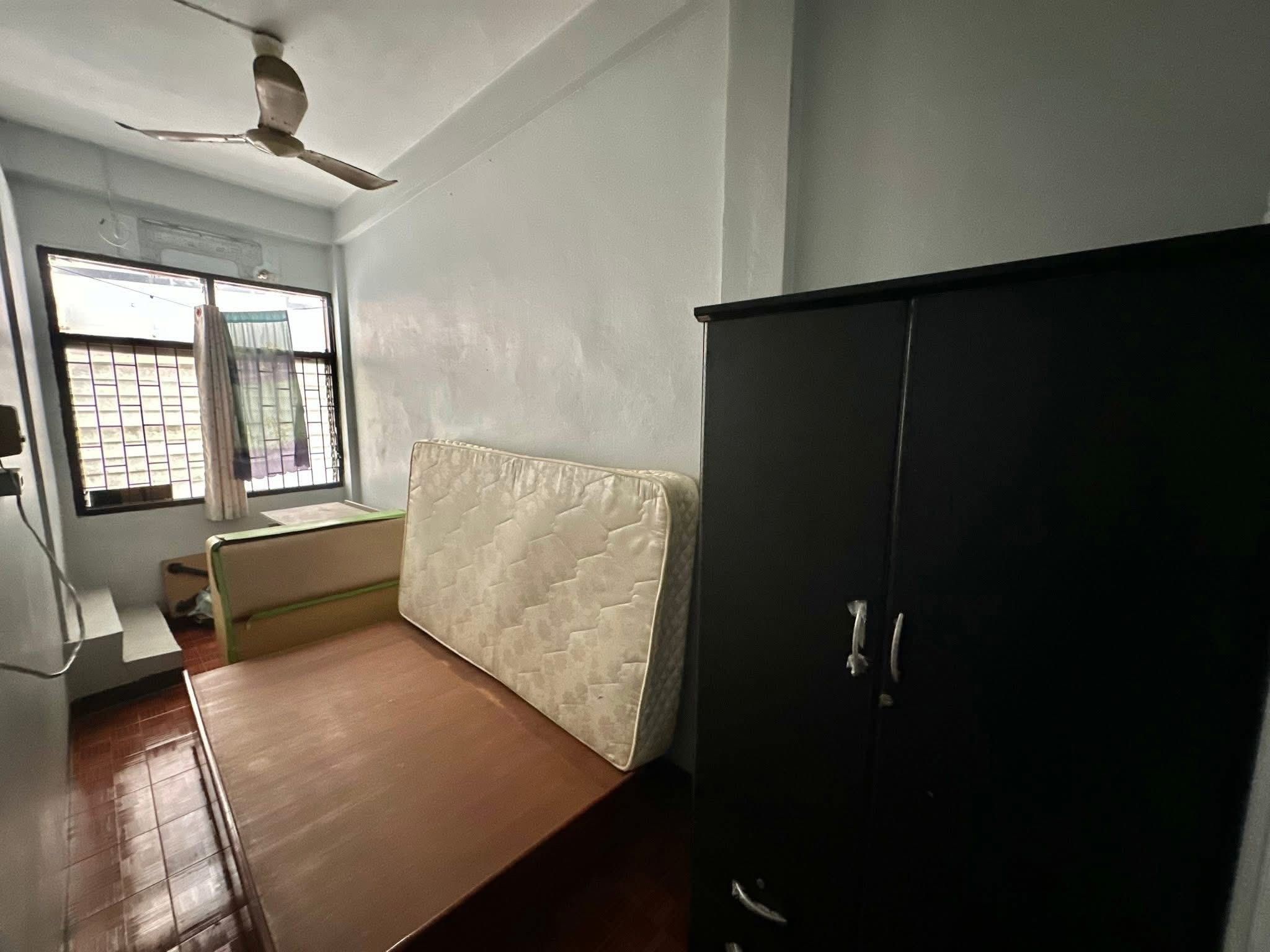 4 卧室 联排别墅 出租 在  - Image 15