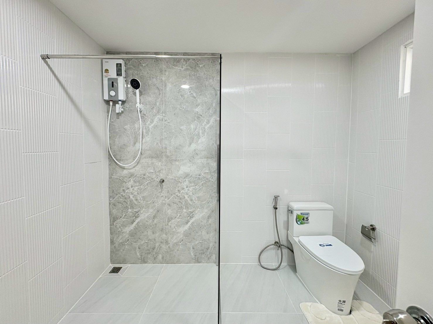 5 卧室 独立房屋 出租 在  - Image 26