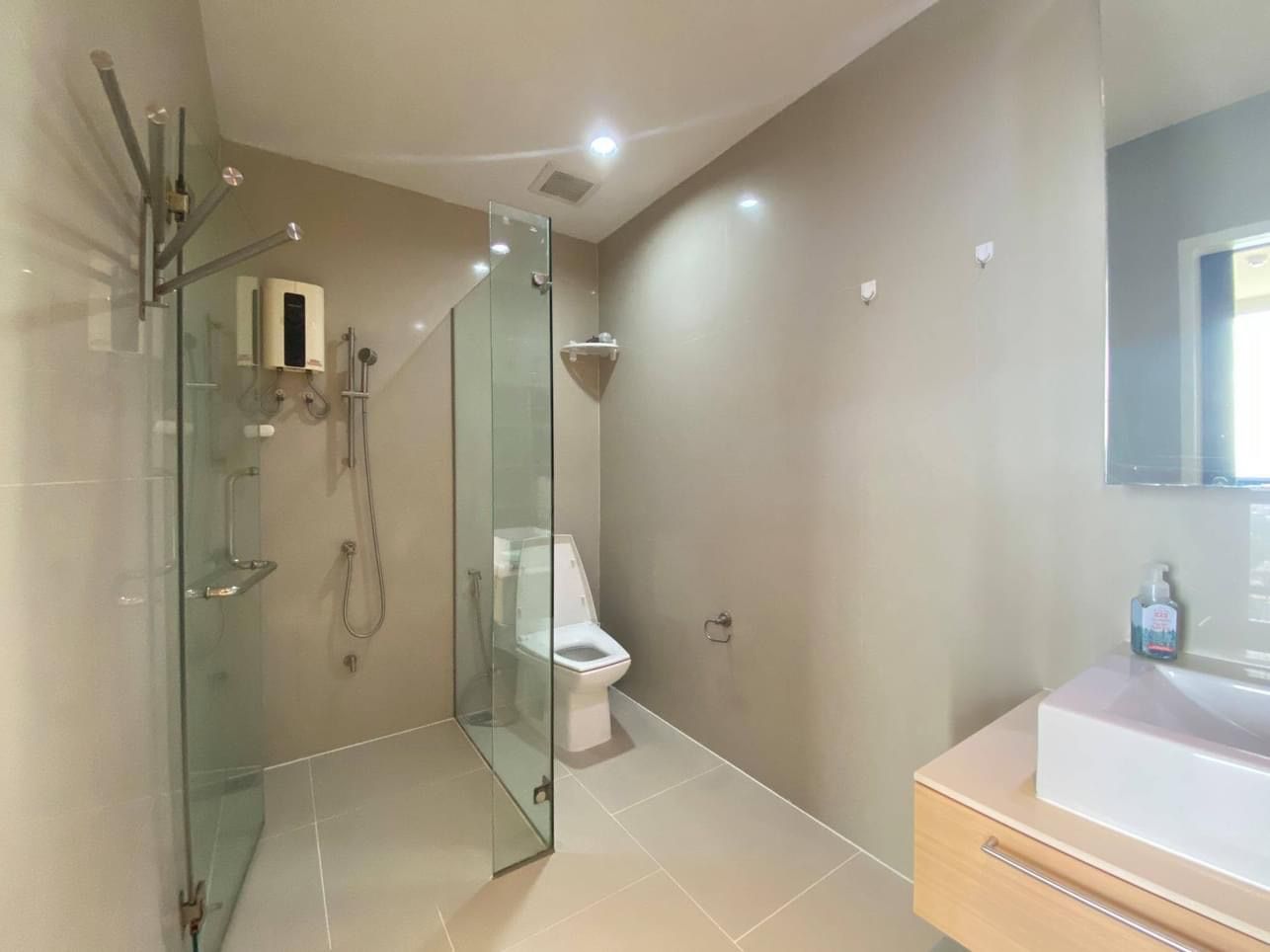 2 卧室 公寓 出租 在  - Image 12