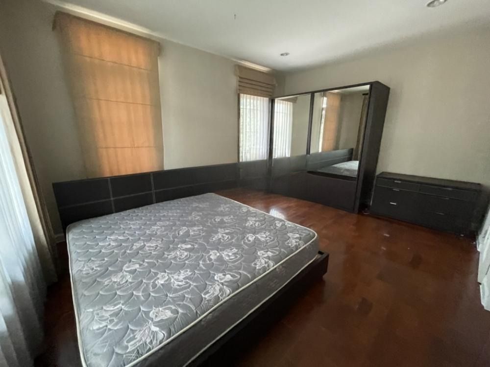 Narasiri Phatthanakan-Srinakarin - Image 10