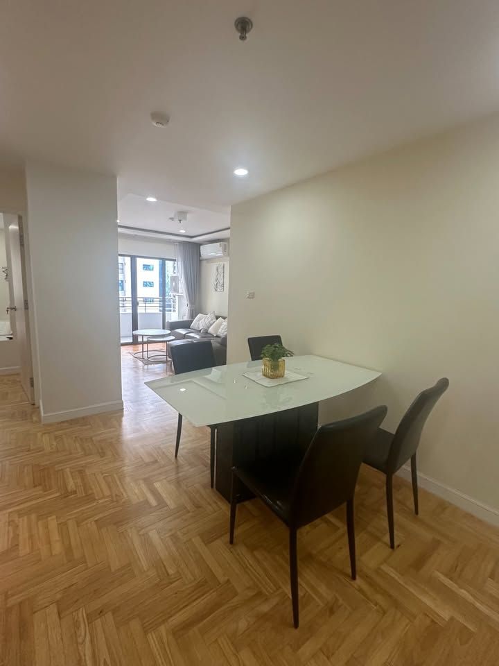 2 卧室 公寓 出租 在  - Image 11