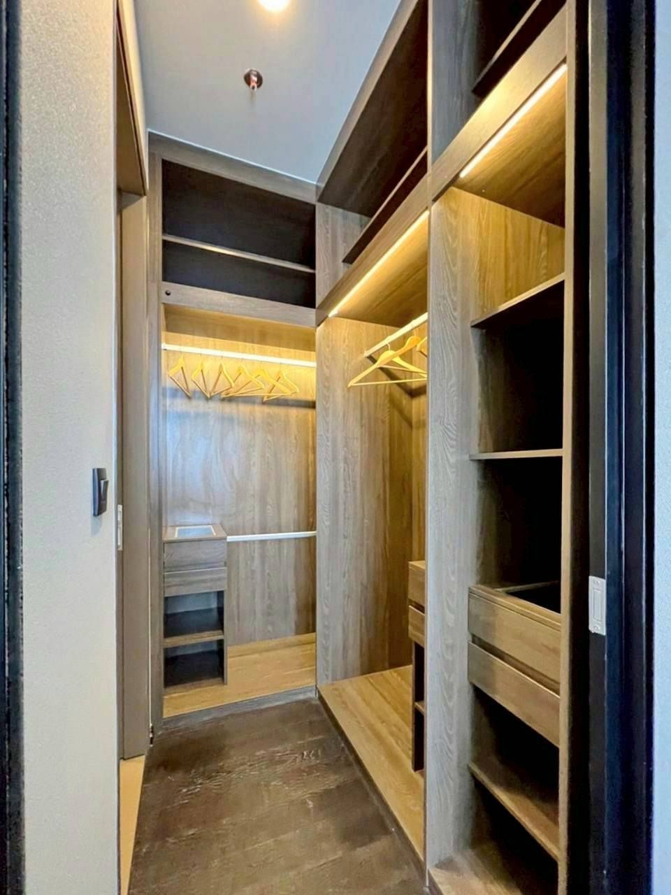 1 卧室 公寓 出租 在  - Image 6