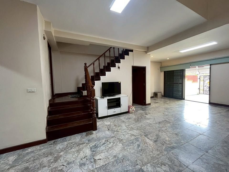 uploads/3efcf3ff-14c0-49cd-a97d-c18a86e0c28f/1d7a6c20-7407-4cb2-827c-d8862f2bfd19