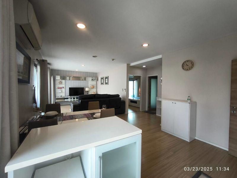 เรโนวา เรสซิเด้นซ์ ชิดลม - Image 13