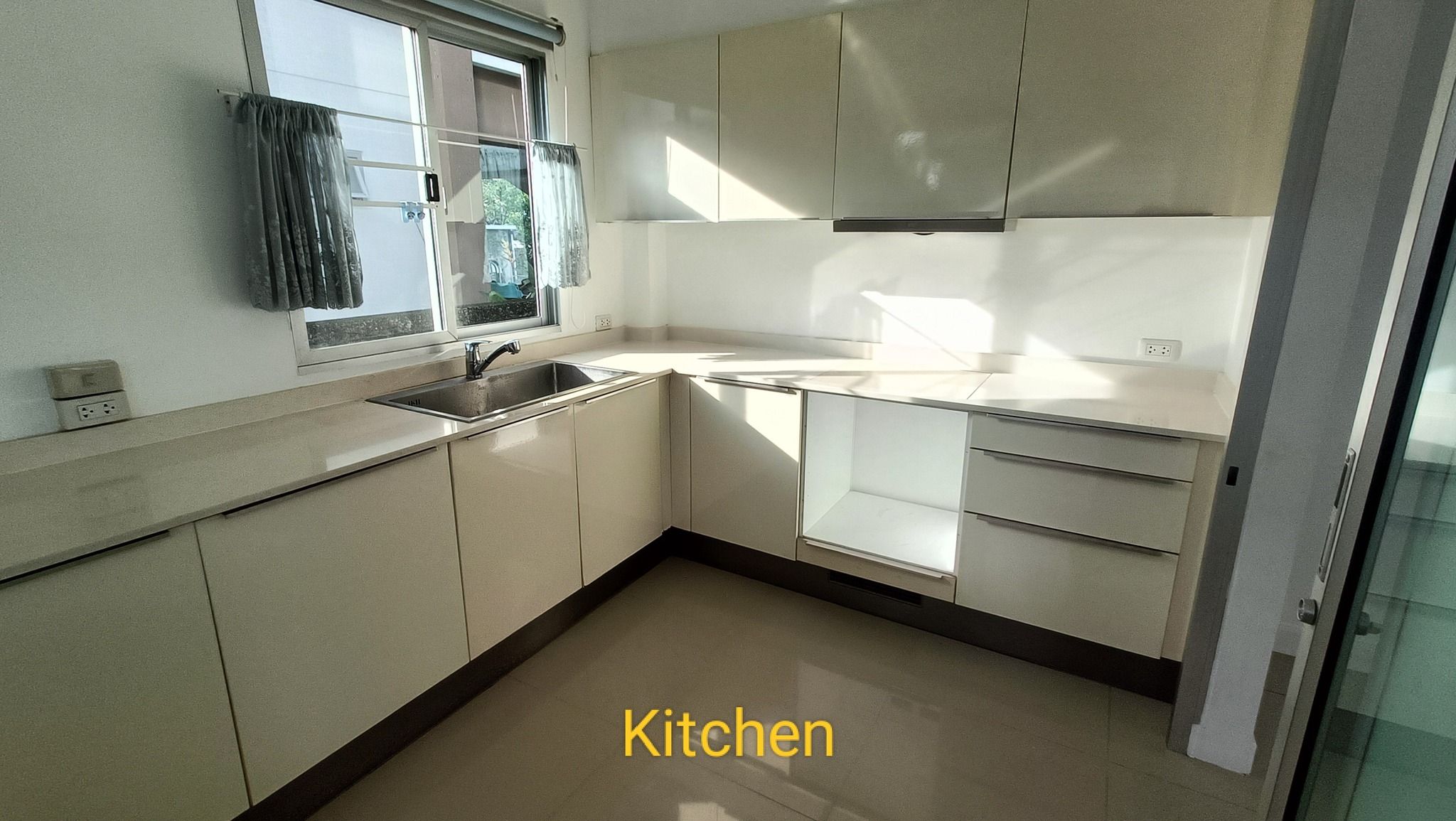 uploads/3efcf3ff-14c0-49cd-a97d-c18a86e0c28f/1ef0052e-21c4-4251-9507-631221237d92