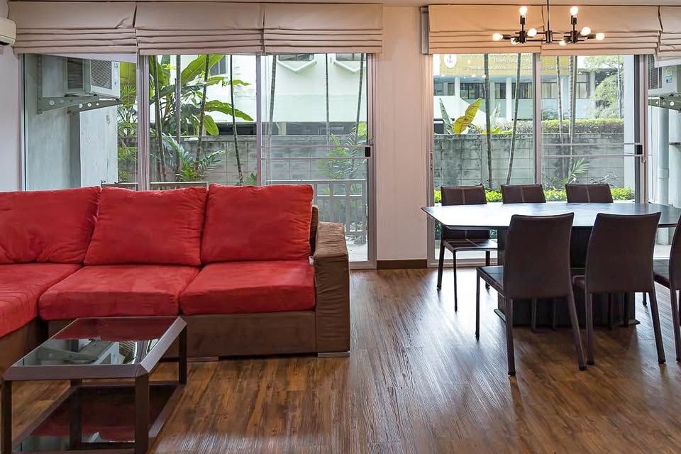 Von Napa Sukhumvit 38 - Image 1