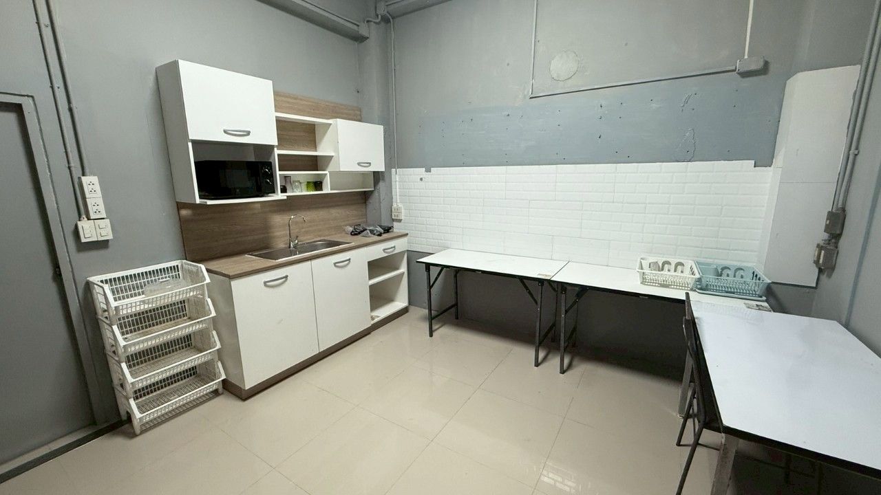  Building For Sale in Bang Chak, Phra Khanong, Bangkok - Image 11