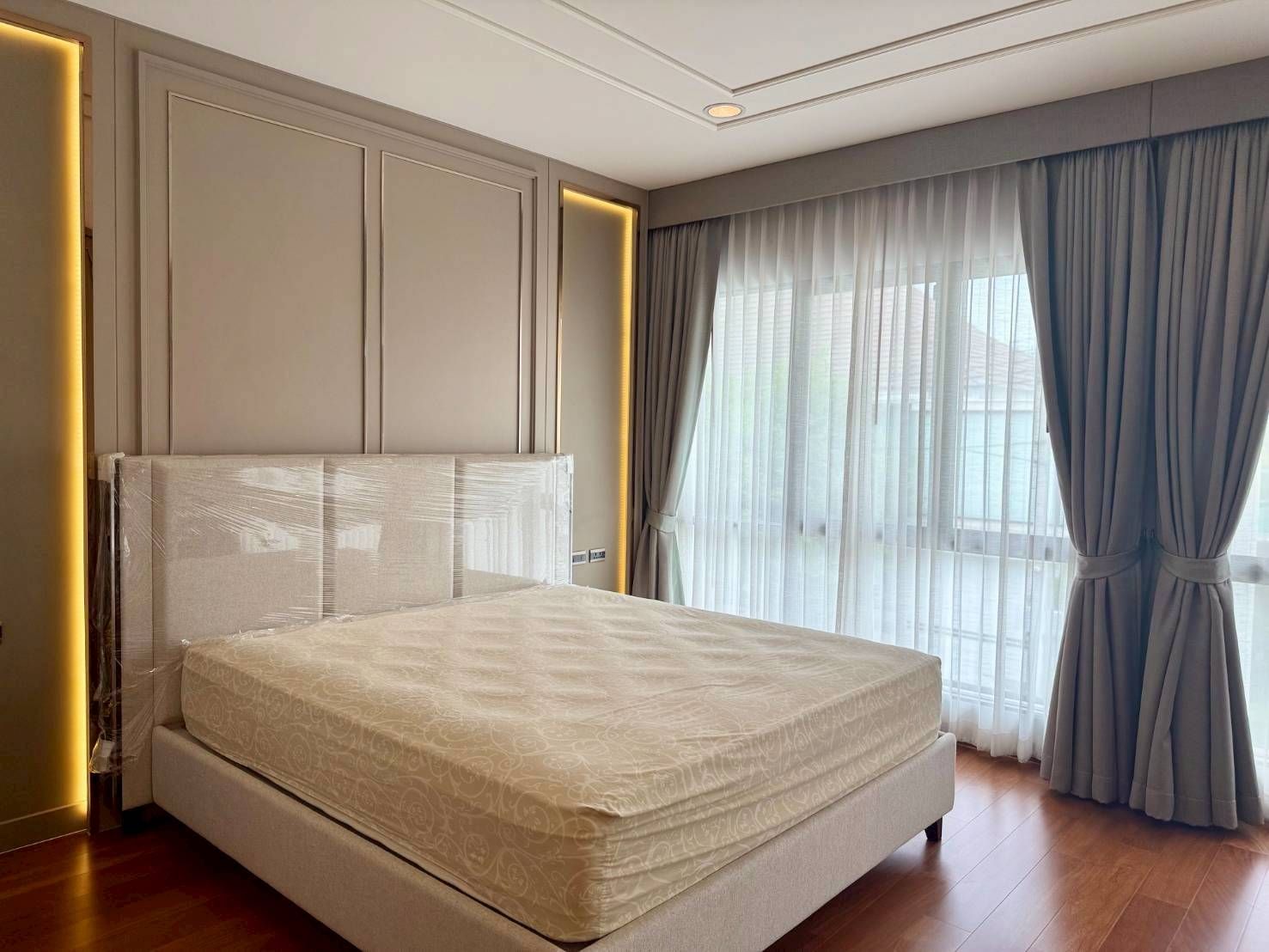 Blue Lagoon 2 - Image 10