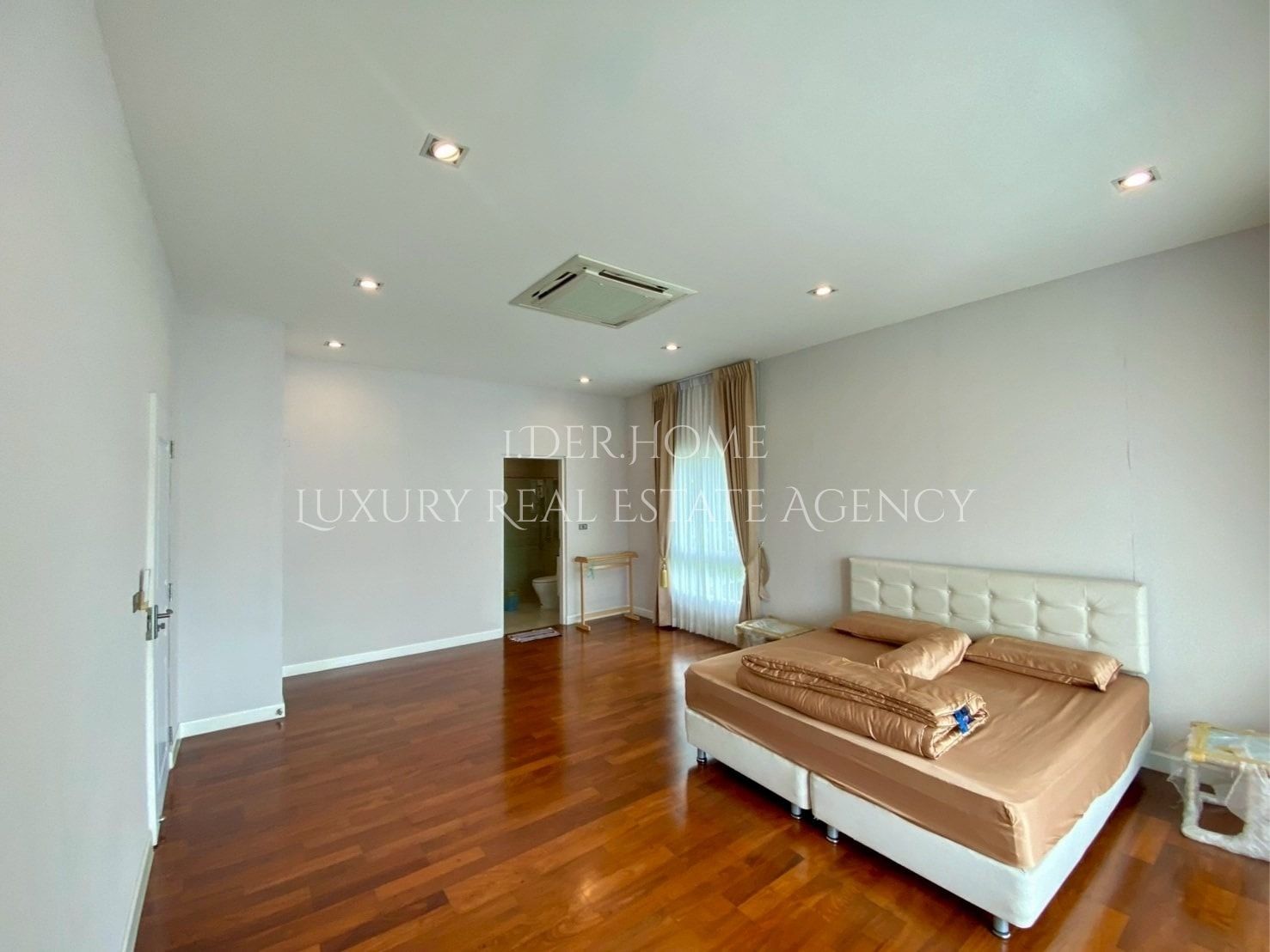 uploads/3efcf3ff-14c0-49cd-a97d-c18a86e0c28f/21fce7ed-05f5-4a41-a036-da197c5911e0