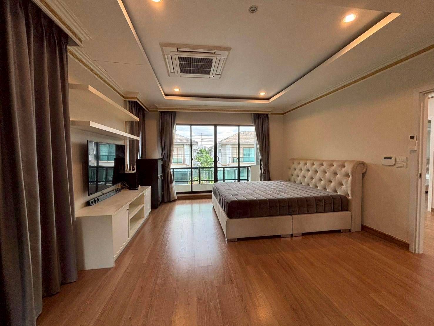 4 卧室 独立房屋 出租 在  - Image 18