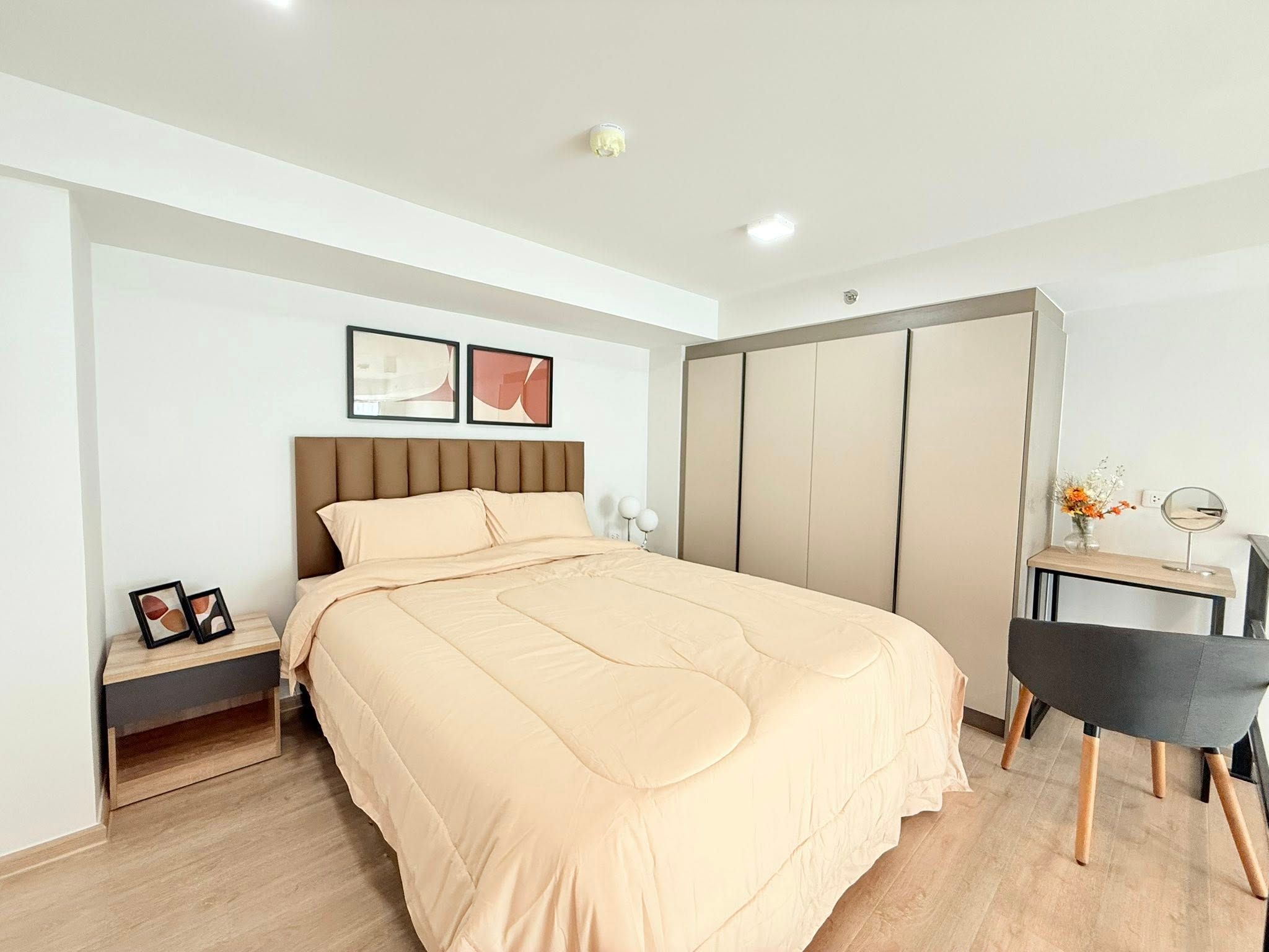 1 卧室 公寓 出租 在  - Image 10