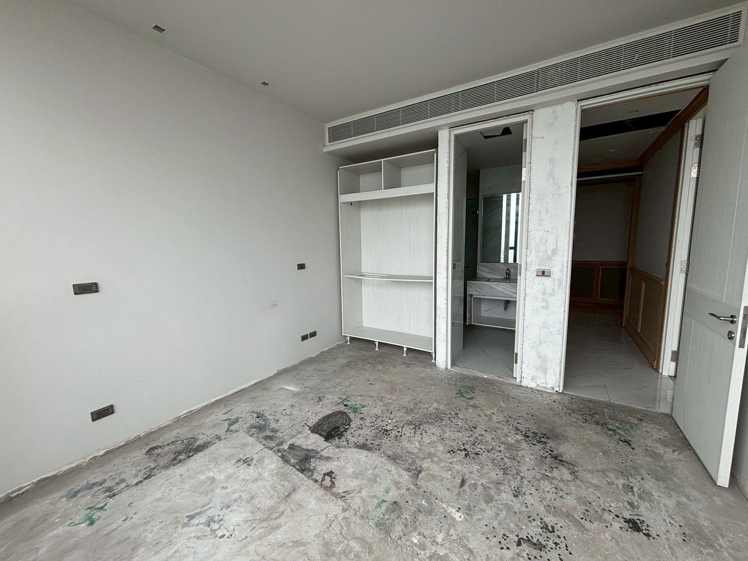 4 卧室 公寓 出售 在  - Image 23