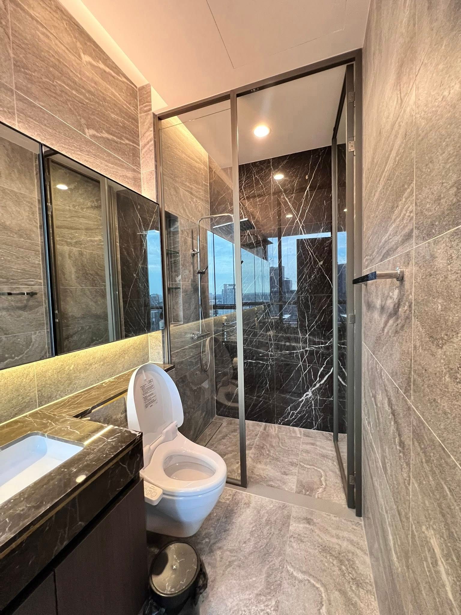 2 卧室 公寓 出租 在  - Image 8