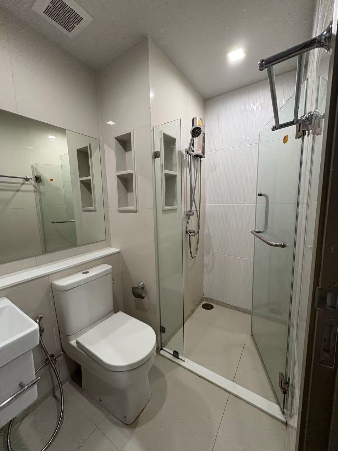 Life Asoke - Rama 9 - Image 5