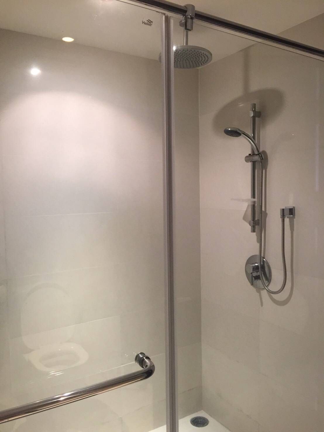 3 卧室 公寓 出租 在  - Image 15