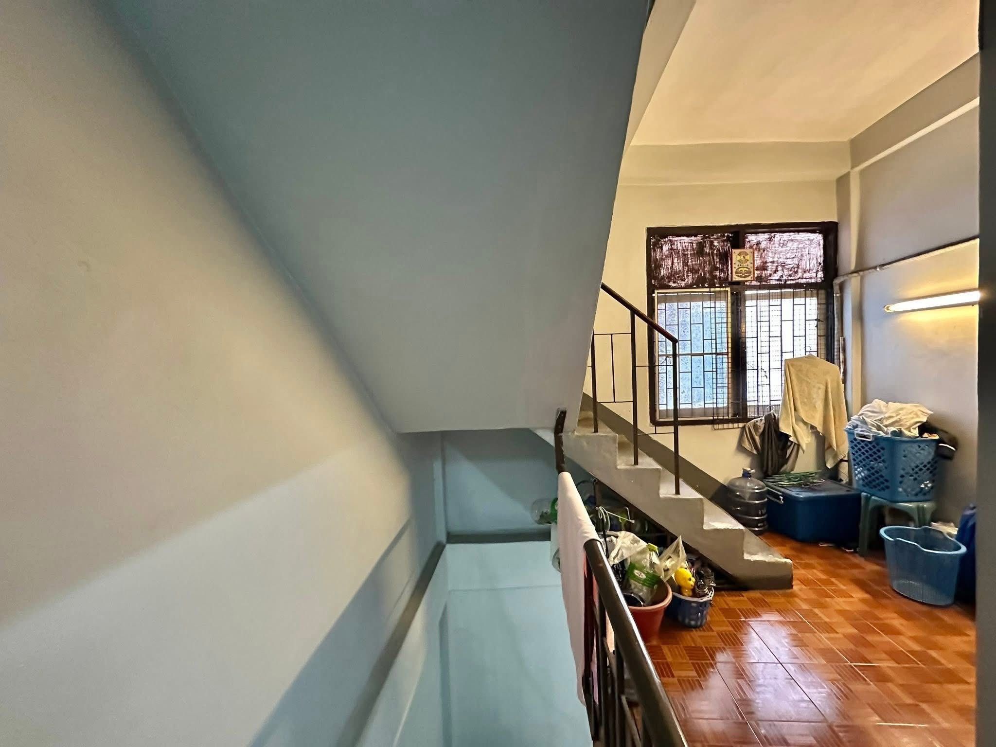 4 卧室 联排别墅 出租 在  - Image 18